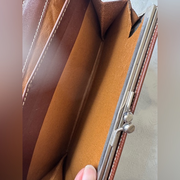 Gucci women’s vintage wallet - Picture 8 of 13